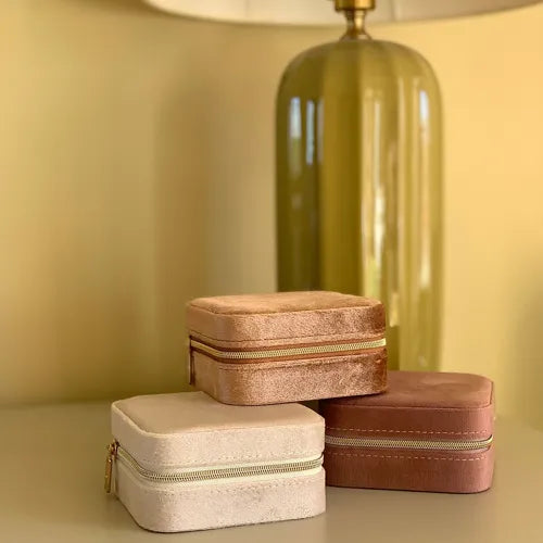 Boîte à bijoux beige