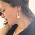 Boucles d’oreilles beige
