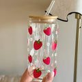 Mug en verre avec paille - fraises
